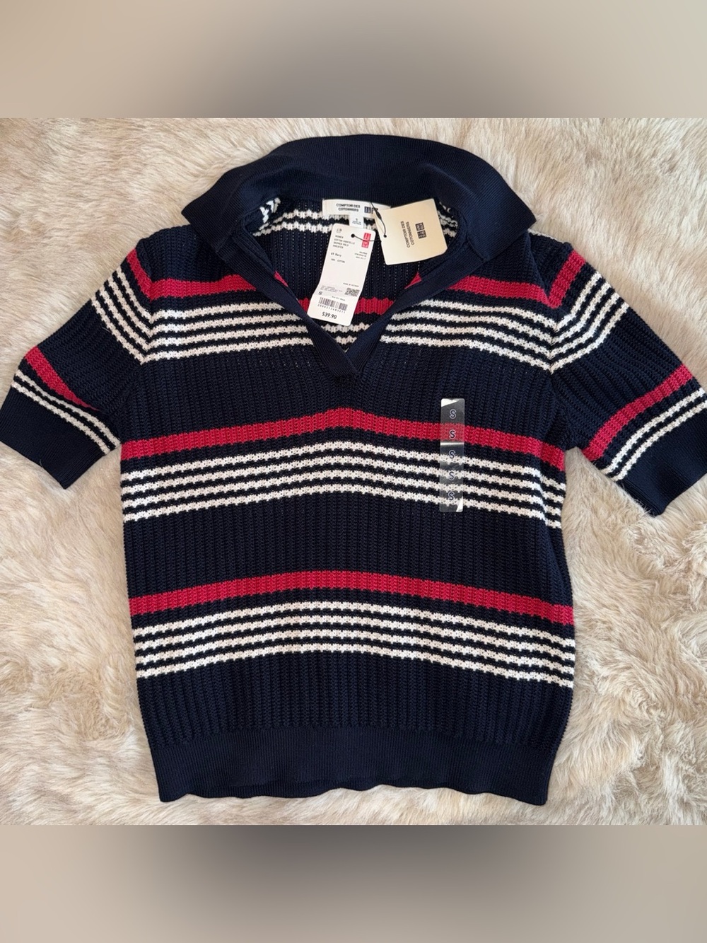 Uniqlo Navy Red White Striped V-Neck Short Sleeve Knit Top